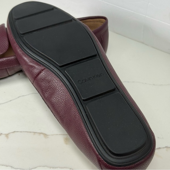 Calvin Klein Lira Loafer Women's Shoes Burgundy Size 9 Good Used Condition - Picture 10 of 11